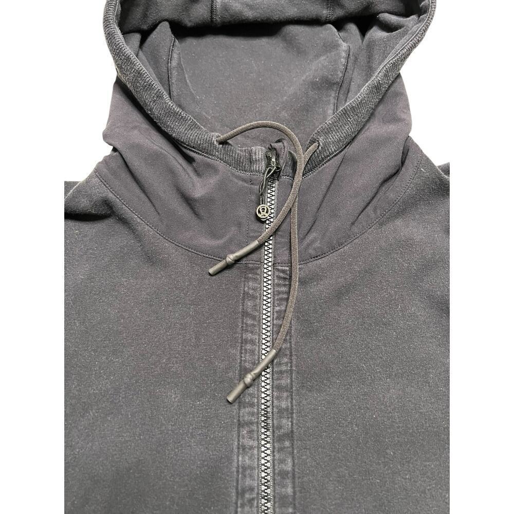 Lululemon Women’s Voyage Hoodie - Black - Full Zip - Thumb Holes - 6 - Picture 5 of 7